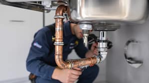 service de dépannage plombier rapide et efficace à prix compétitifs. intervention rapide pour tous vos problèmes de plomberie.